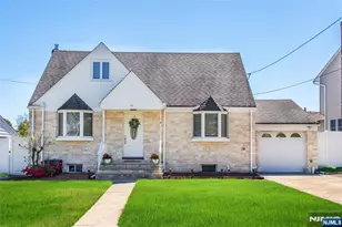 40 Winslow Terrace, Fair Lawn, NJ 07410 - Photo 2