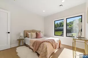29 Sycamore Ave, Livingston, NJ 07039 - Photo 34