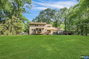 44 Sunrise Dr, Montvale, NJ 07645 - Photo 34
