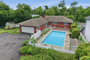 249 River Dr, Elmwood Park, NJ 07407 - Photo 2