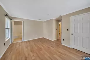 1041 Cumberland Ct, Mahwah, NJ 07430 - Photo 10