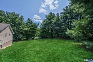 14 Parsons Ct, Mahwah, NJ 07430 - Photo 8