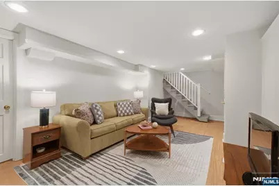 10 College Avenue, Montclair, NJ 07043 - Photo 18