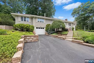168 Rafkind Rd, Bloomingdale, NJ 07403 - Photo 24