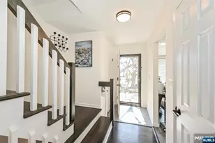 1537 John Street 7, Fort Lee, NJ 07024 - Photo 2