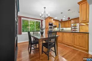 17 Billingsley Dr, Livingston, NJ 07039 - Photo 10