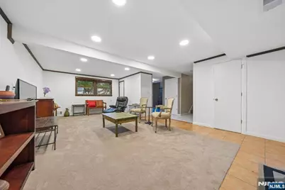 17 Billingsley Drive, Livingston, NJ 07039 - Photo 28