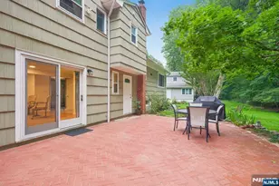 17 Billingsley Dr, Livingston, NJ 07039 - Photo 36