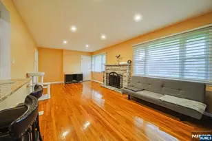 44 Roosevelt St, Little Ferry, NJ 07643 - Photo 10