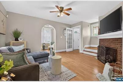 139 Headley Terrace, Irvington, NJ 07111 - Photo 10
