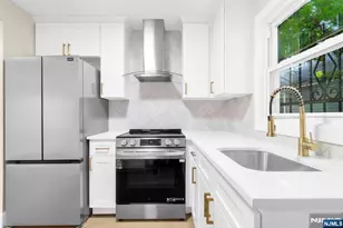 141 Myrtle Ave, Irvington, NJ 07111 - Photo 6