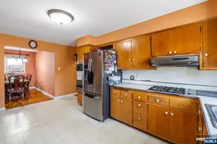 375 Washington Ave, Rutherford, NJ 07070 - Photo 10