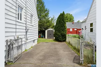 226 Edison Street, Clifton, NJ 07013 - Photo 24