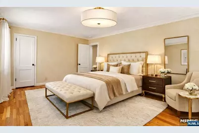 28 Johnson Avenue, Teaneck Township, NJ 07666 - Photo 8
