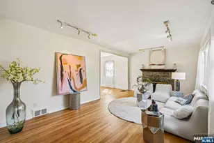 28 Johnson Ave, Teaneck Township, NJ 07666 - Photo 2
