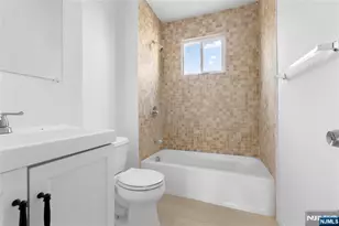 43 Cortland St, Newark, NJ 07105 - Photo 8