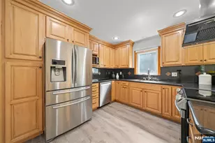 14 Greenway Ct, Closter, NJ 07624 - Photo 10