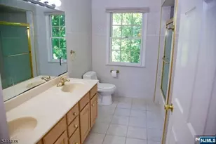 43 Cleveland Ave, East Hanover Township, NJ 07936 - Photo 10