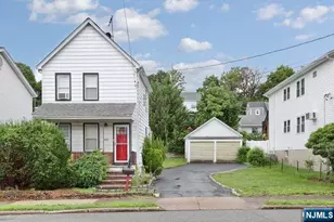 23 Providence Ave, Woodland Park, NJ 07424 - Photo 2