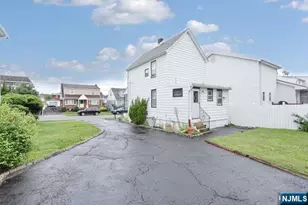 23 Providence Ave, Woodland Park, NJ 07424 - Photo 6