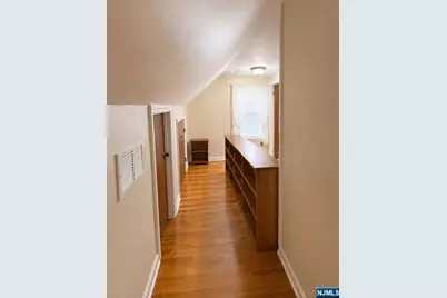 70 Bromley Place, Nutley, NJ 07110 - Photo 12