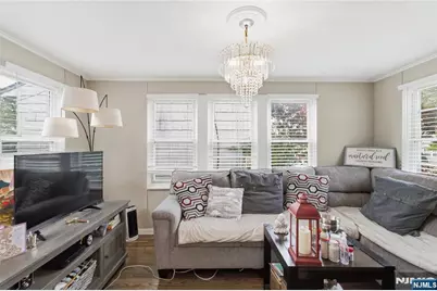 138 Elder Avenue, Bergenfield, NJ 07621 - Photo 2