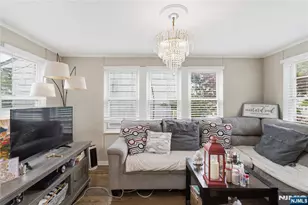 138 Elder Ave, Bergenfield, NJ 07621 - Photo 2