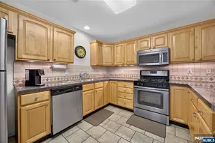 22 Pond Hollow Dr, Jefferson Township, NJ 07438 - Photo 14