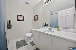 22 Pond Hollow Dr, Jefferson Township, NJ 07438 - Photo 32