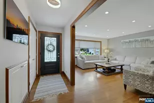 15-10 Mandon Pl, Fair Lawn, NJ 07410 - Photo 2