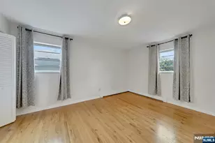1527 10th St, Fort Lee, NJ 07024 - Photo 16