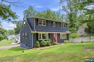 110 Truman Blvd, Oakland, NJ 07436 - Photo 2