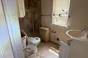 605 Park Ave, East Orange, NJ 07017 - Photo 12