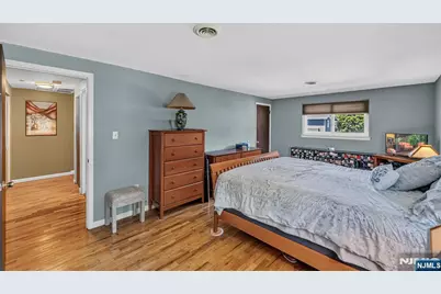 143 Grove Street, Bergenfield, NJ 07621 - Photo 28