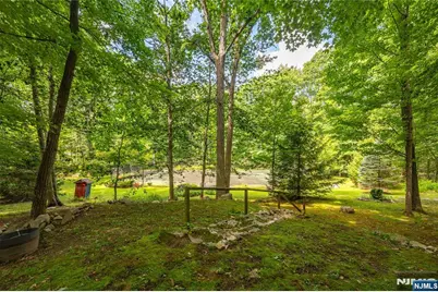 111 Ballantine Road, Andover Township, NJ 07821 - Photo 34