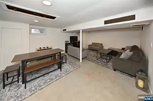 2 Youngs Pl, Saddle Brook Township, NJ 07663 - Photo 20