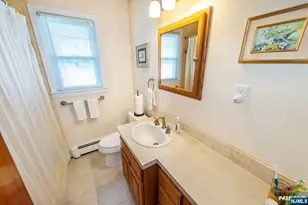 37 Susan Ave, Midland Park, NJ 07432 - Photo 20