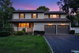 317 McKinley Blvd, Paramus, NJ 07652 - Photo 40