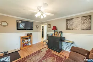 7 Park Ave, Wanaque, NJ 07420 - Photo 4