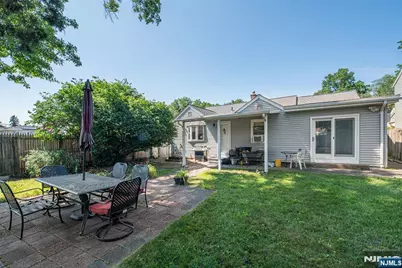 7 Park Avenue, Wanaque, NJ 07420 - Photo 18