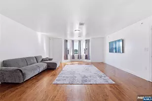 17 Stanton St, Newark, NJ 07114 - Photo 14
