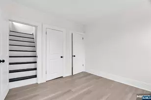 240 End Ave, Newark, NJ 07106 - Photo 42