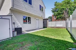 81 Home Pl, Lodi, NJ 07644 - Photo 32