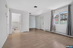81 Home Pl, Lodi, NJ 07644 - Photo 18