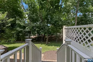 28 Masterson Ct, Waldwick, NJ 07463 - Photo 32