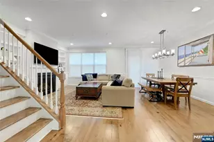 28 Masterson Ct, Waldwick, NJ 07463 - Photo 4