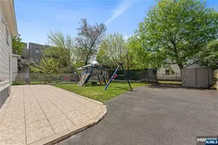 15 Putnam Pl, Clifton, NJ 07011 - Photo 30