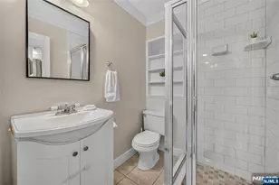 60 Moore Ave, Waldwick, NJ 07463 - Photo 8