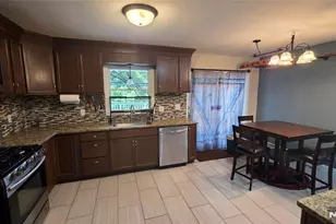 91 Goldfinch Ln, West Milford, NJ 07421 - Photo 6