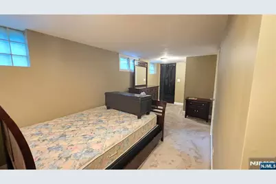 91 Goldfinch Lane, West Milford, NJ 07421 - Photo 20